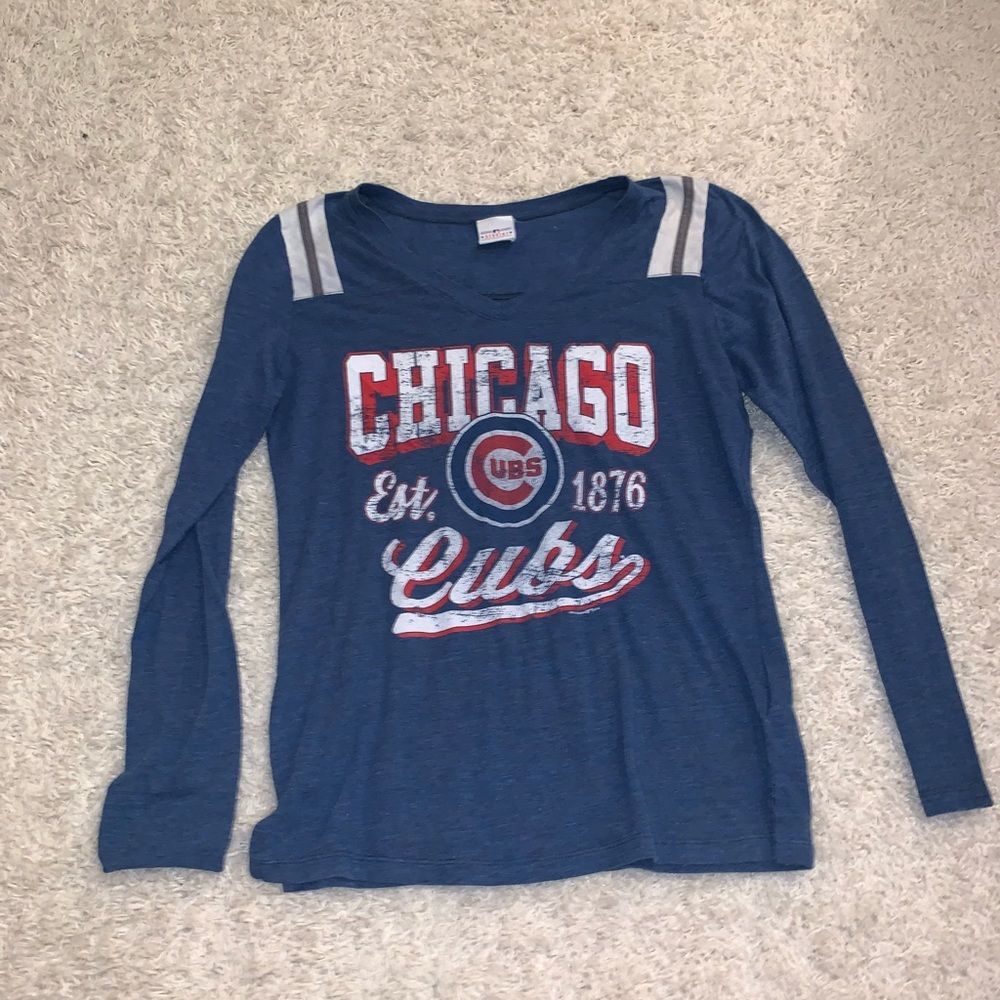 Chicago Cubs V neck long sleeve L